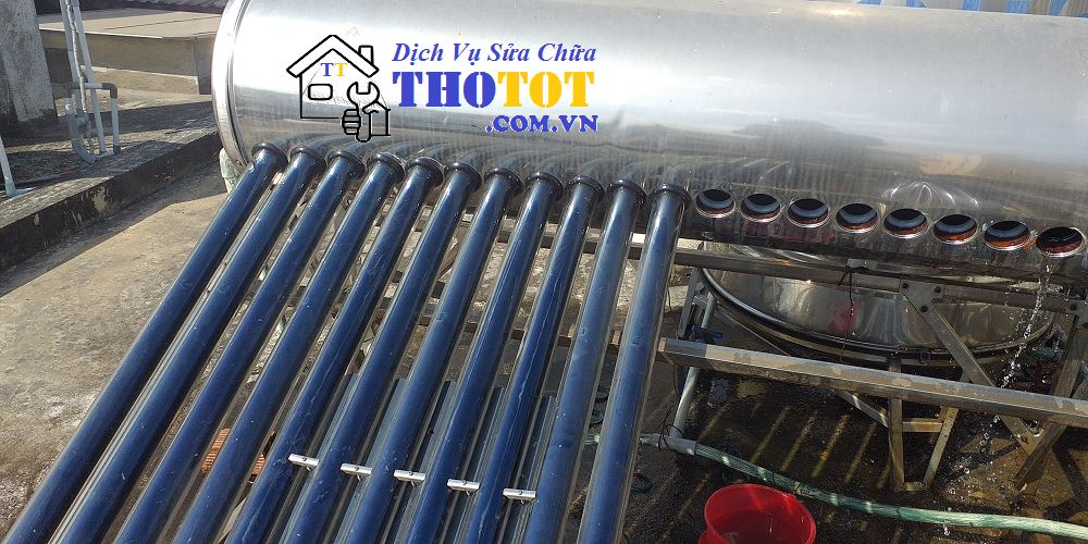 baner thợ sửa máy nước nóng năng lượng mặt trời