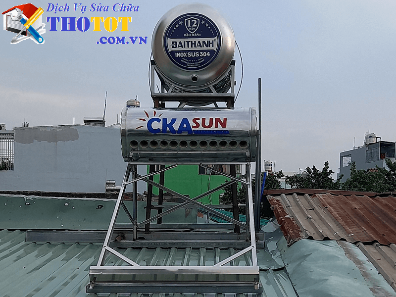 lắp bồn nước trên mái nhà